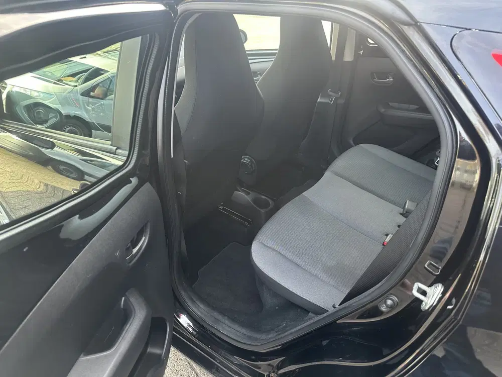 Toyota Aygo 1.0 VVT-i x-play uit 2021, foto 12