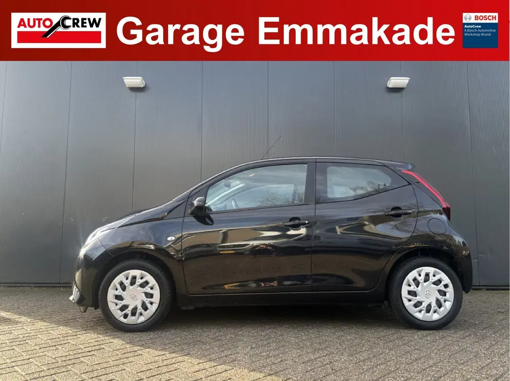 Toyota Aygo 1.0 VVT-i x-play uit 2021, foto 2