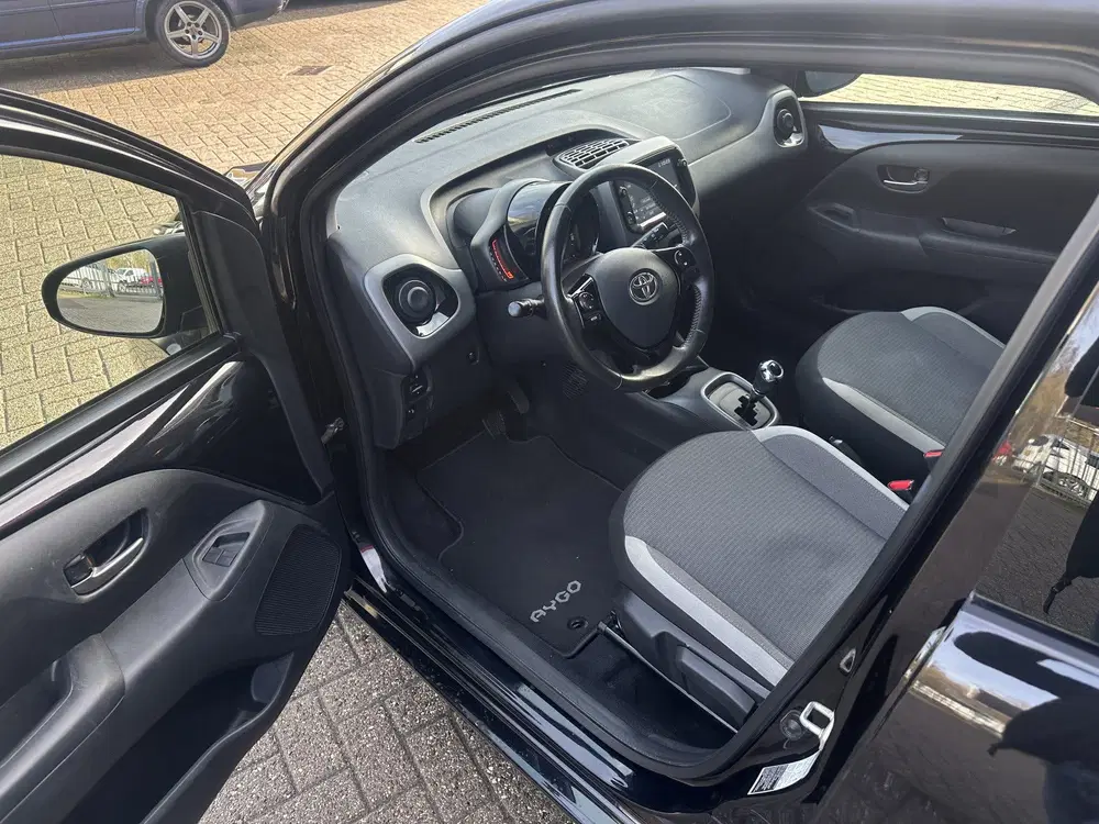 Toyota Aygo 1.0 VVT-i x-play uit 2021, foto 8