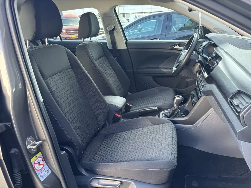 Volkswagen T-Cross 1.0 TSI Lounge Carplay Climate Cruise Par uit 2020, foto 2