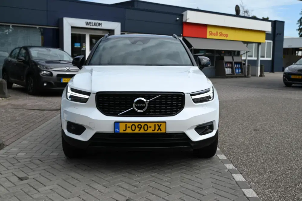 Volvo XC40 1.5 T5 Recharge R-Design SOH 84 uit 2020, foto 3