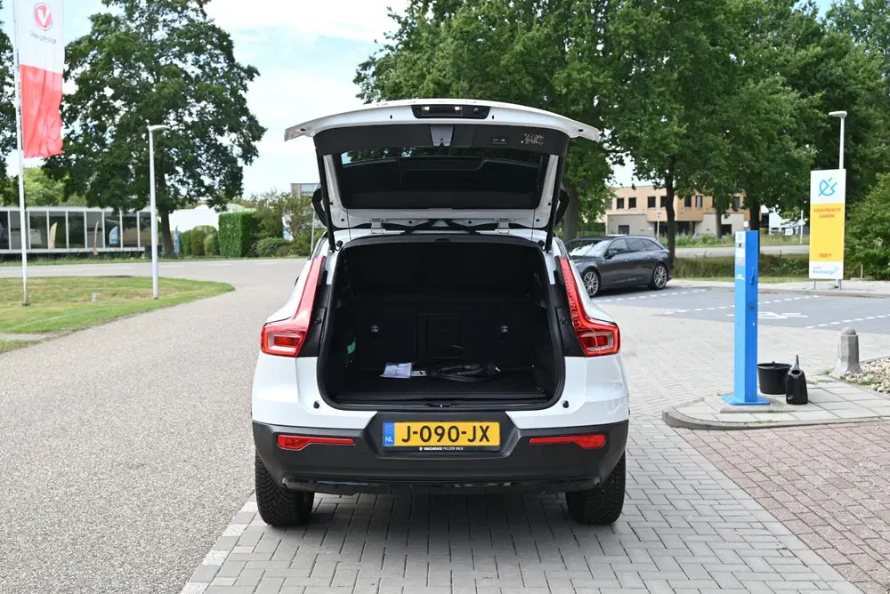 Volvo XC40 1.5 T5 Recharge R-Design SOH 84 uit 2020, foto 7