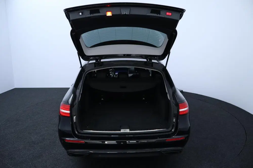 Mercedes-Benz E-Klasse Mercedes E-klasse Estate 200 Business Solu uit 2019, foto 8