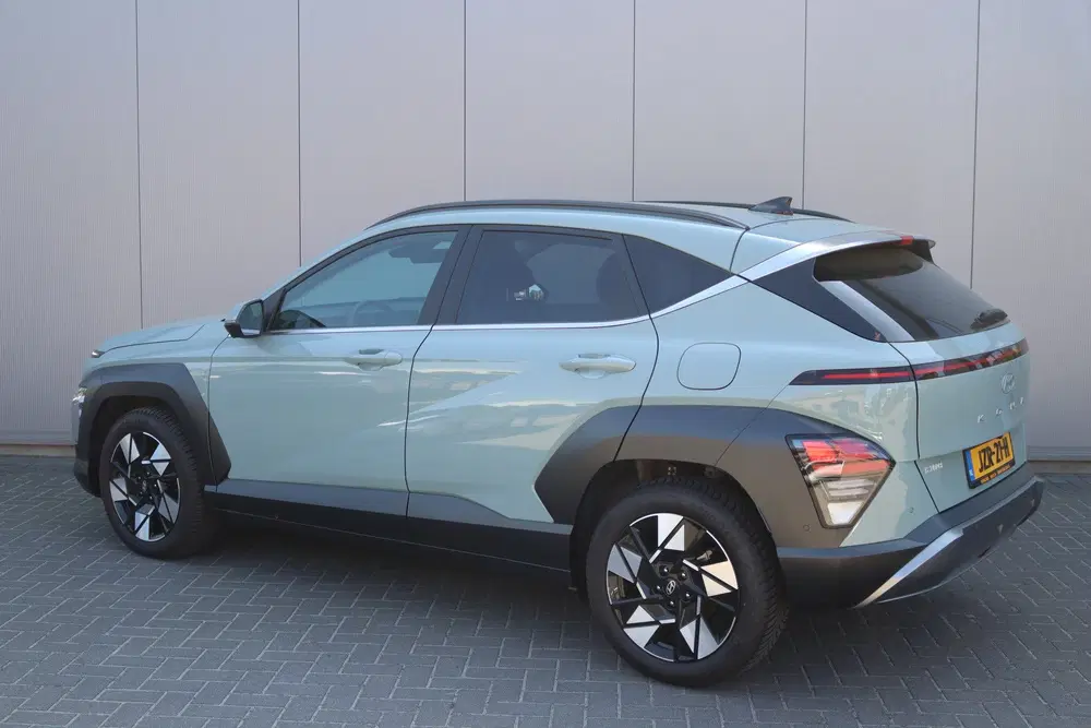 Hyundai KONA 1.6 T-GDI 199PK Automaat Premium Sky Keyfr uit 2023, foto 4