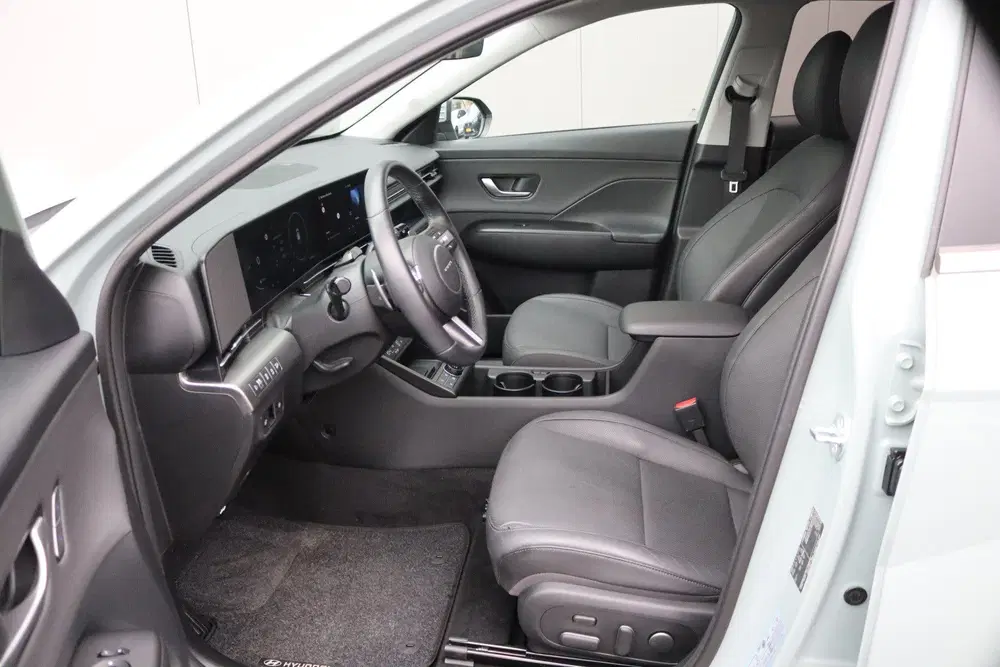 Hyundai KONA 1.6 T-GDI 199PK Automaat Premium Sky Keyfr uit 2023, foto 6