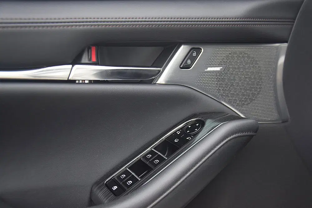 Mazda 3 2.0 e-SkyActiv-X M Hybrid 180 Luxury 360 C uit 2020, foto 12