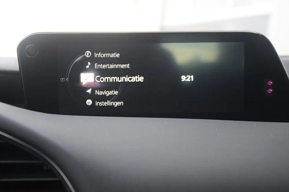 Mazda 3 2.0 e-SkyActiv-X M Hybrid 180 Luxury 360 C uit 2020, foto 15
