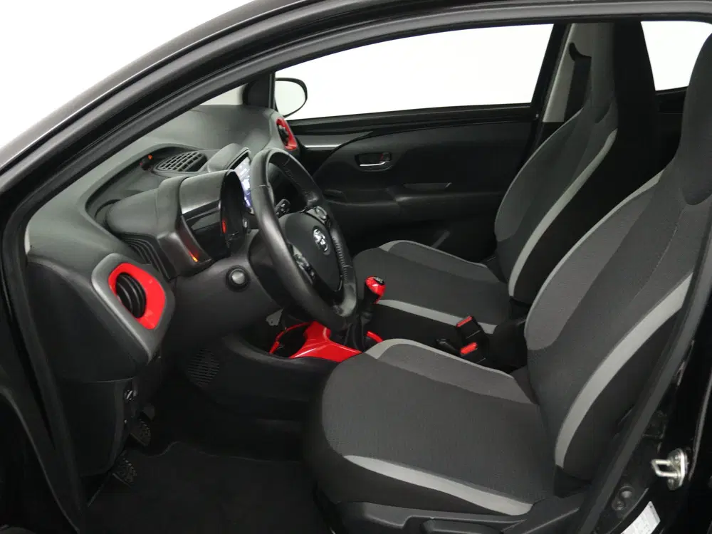 Toyota Aygo 1.0 VVT-i x-play uit 2022, foto 11