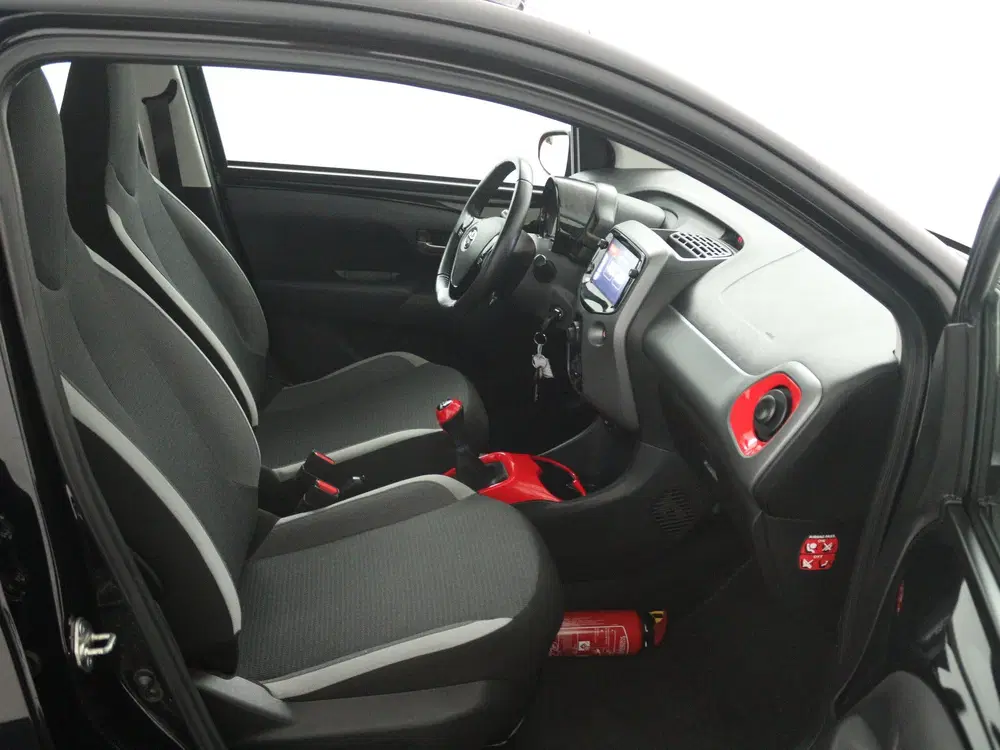 Toyota Aygo 1.0 VVT-i x-play uit 2022, foto 6