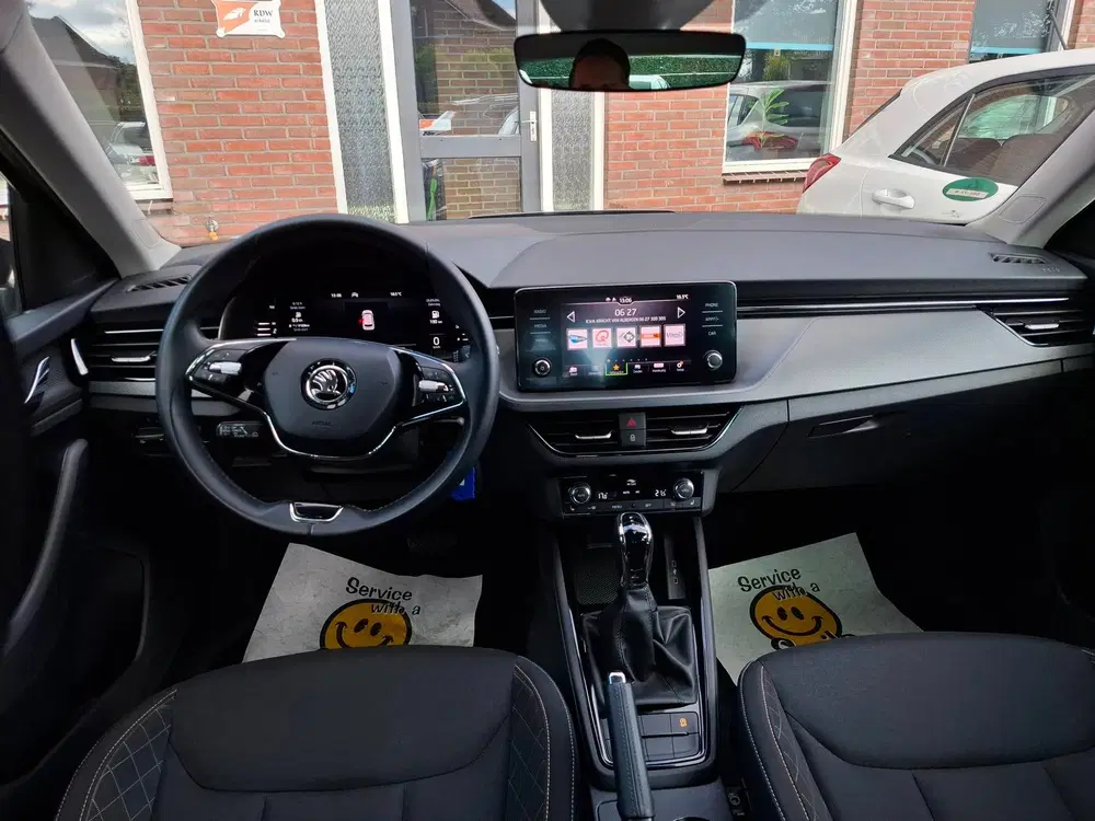 Skoda Kamiq 1.0 TSI Ambition. Stoelverwarming uit 2023, foto 2