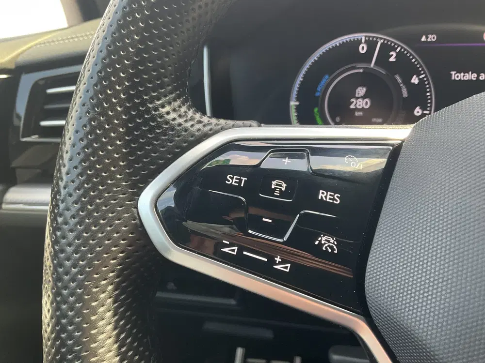 Volkswagen Touareg 3.0 TSI 4MOTION R 462PK PHEV Pano Elek.Tr uit 2020, foto 12