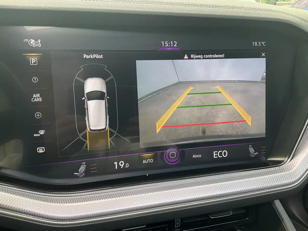 Volkswagen Touareg 3.0 TSI 4MOTION R 462PK PHEV Pano Elek.Tr uit 2020, foto 6