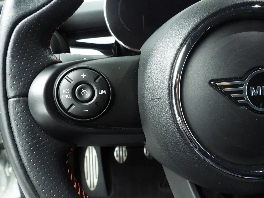 Mini Cooper Cooper JCW Pakket uit 2021, foto 13