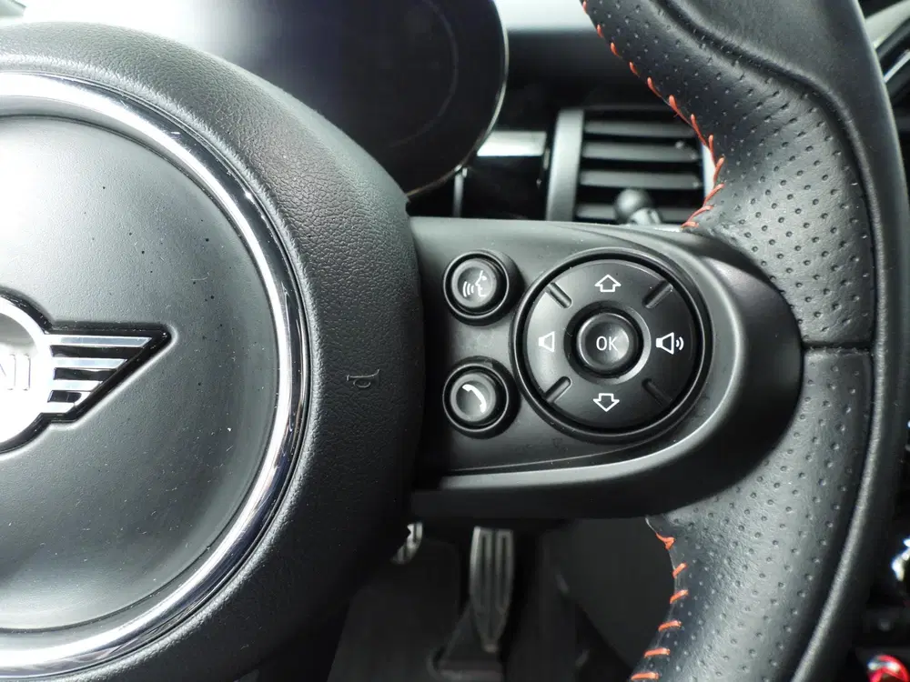 Mini Cooper Cooper JCW Pakket uit 2021, foto 15