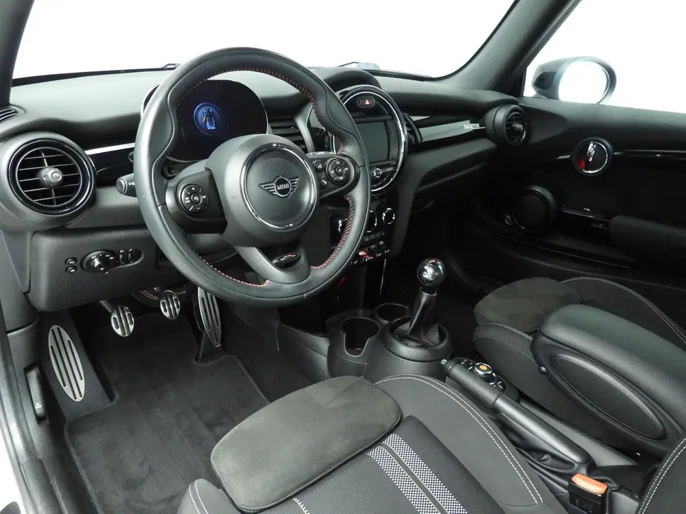Mini Cooper Cooper JCW Pakket uit 2021, foto 6