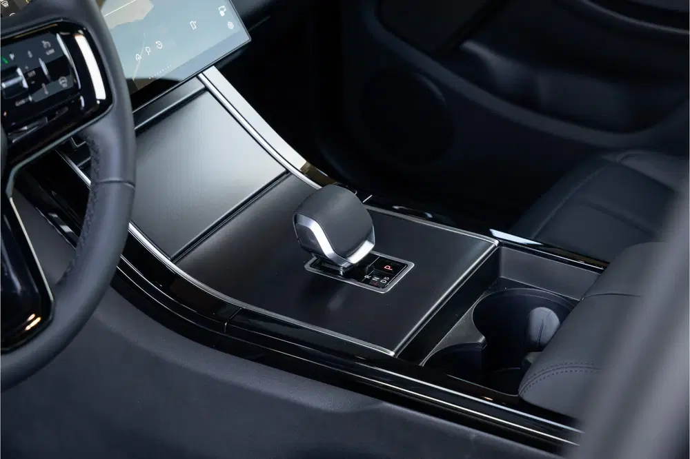 Land Rover Range Rover Evoque P270e PHEV AWD Dynamic SE 20'' uit 2025, foto 9