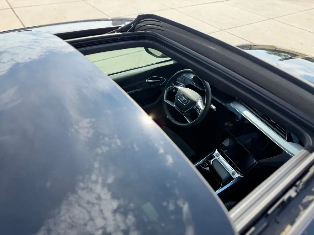 Audi e-tron 50 quattro S-Line edition (NL-auto uit 2020, foto 3