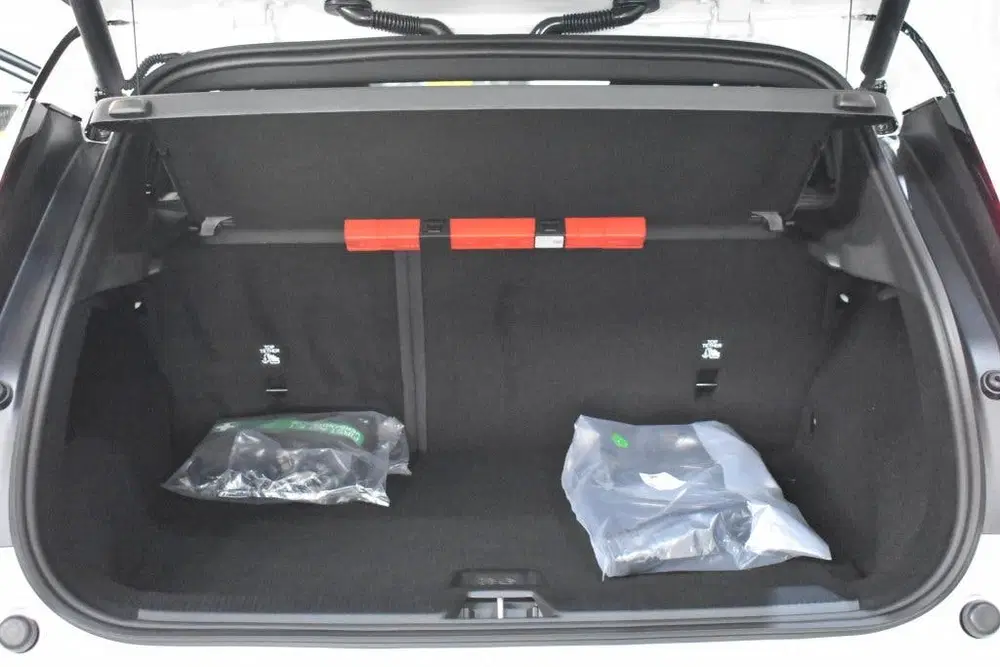 Volvo EX30 P5 Long Range 69kWh uit 2026, foto 12