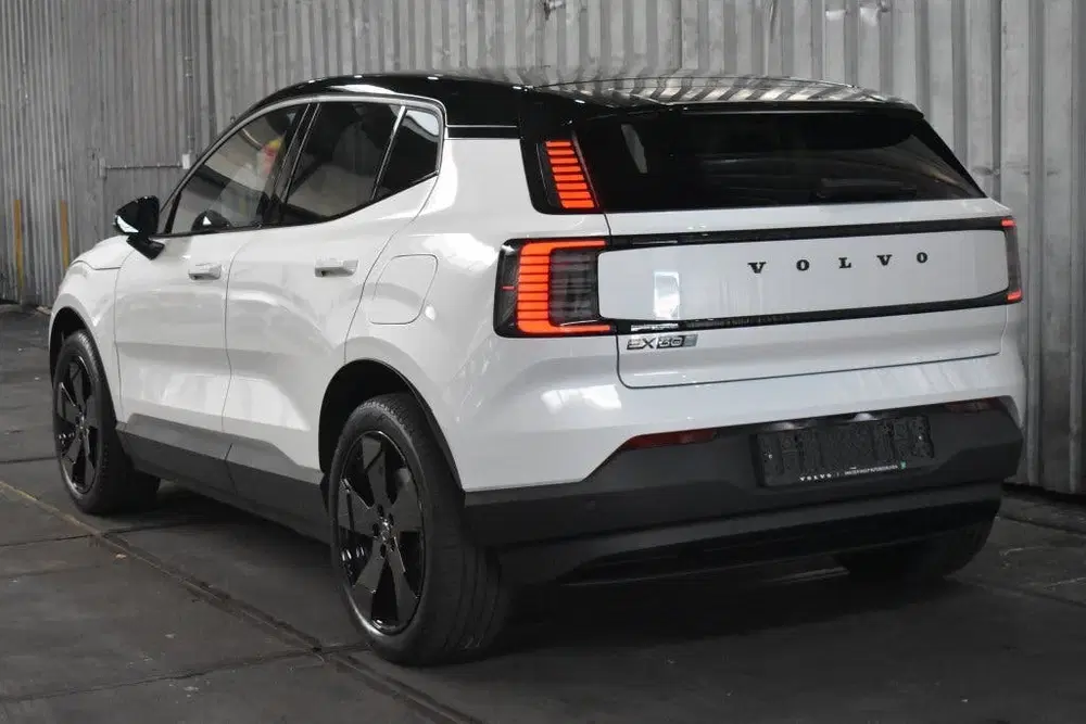 Volvo EX30 P5 Long Range 69kWh uit 2026, foto 2