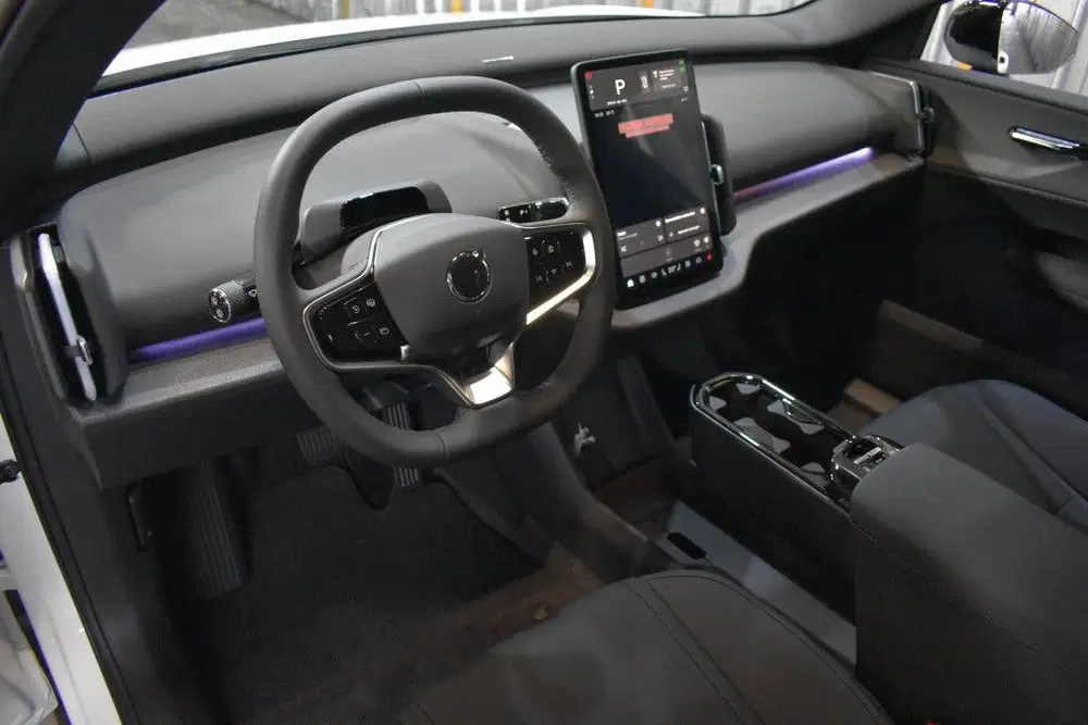 Volvo EX30 P5 Long Range 69kWh uit 2026, foto 3