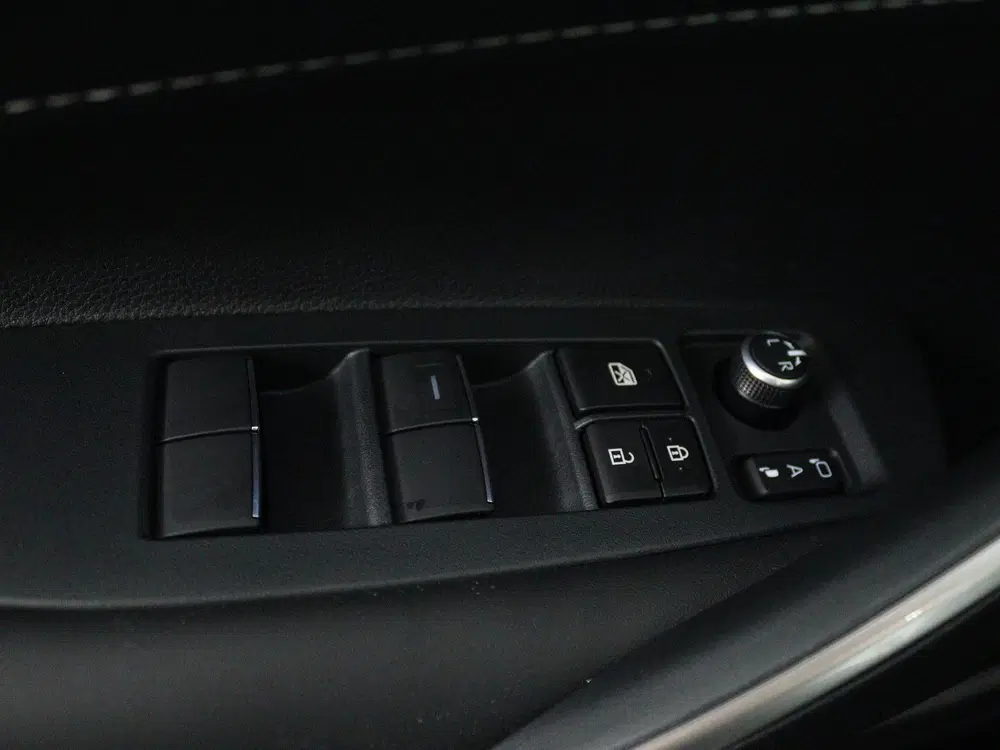 Toyota Corolla Hybrid 140 Dynamic uit 2025, foto 4