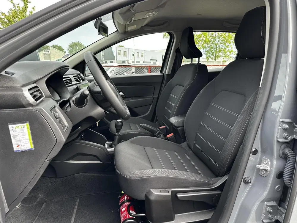 Dacia Duster 1.0 TCe 100 Bi-Fuel Essential Trekhaak uit 2024, foto 9