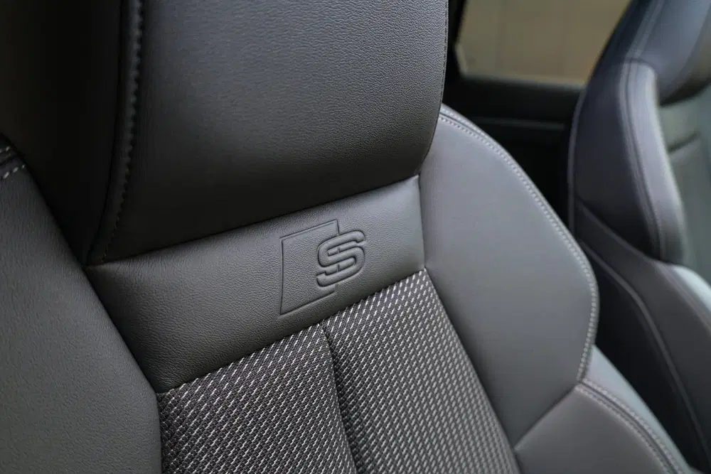 Audi A3 40 TFSI e Edition uit 2023, foto 14