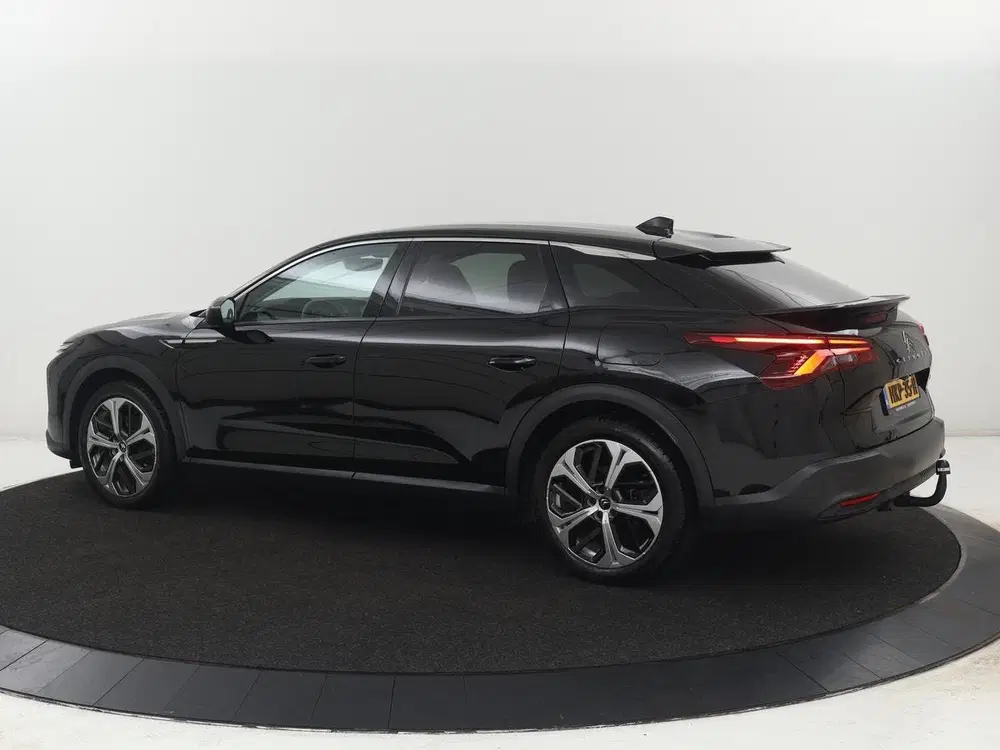 Citroën C5 X Citroen C5 X 1.6 Plug-in Hybrid 225 Busine uit 2023, foto 2