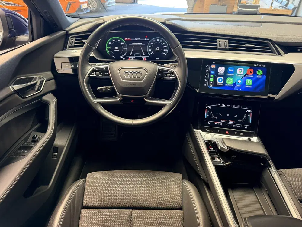 Audi e-tron PANORAMADAK 50 QUATTRO BUSIN uit 2020, foto 12