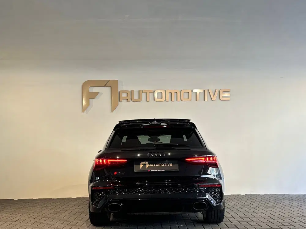 Audi RS3 2.5 TFSI quattro Pano uit 2021, foto 5