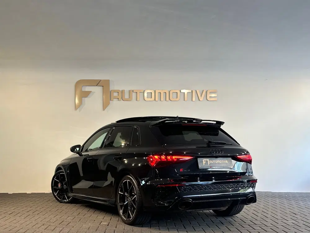 Audi RS3 2.5 TFSI quattro Pano uit 2021, foto 6