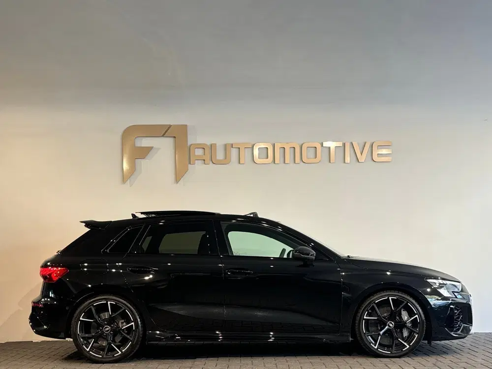 Audi RS3 2.5 TFSI quattro Pano uit 2021, foto 8