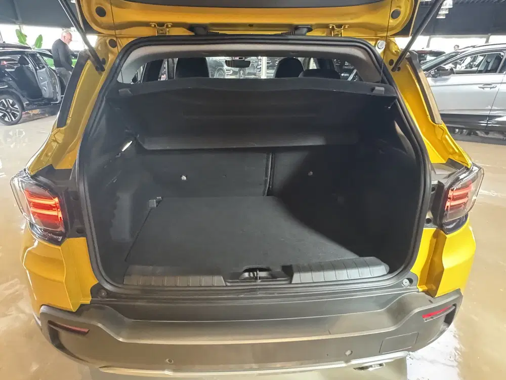 Jeep Avenger 1.2 Longitude Airco Navigatie LMV uit 2025, foto 14
