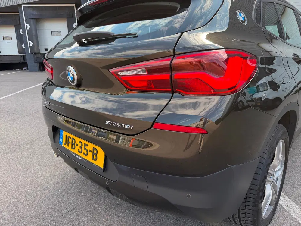 BMW X2 SDrive18i PANORAMADAK uit 2019, foto 11