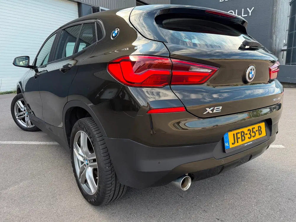 BMW X2 SDrive18i PANORAMADAK uit 2019, foto 14