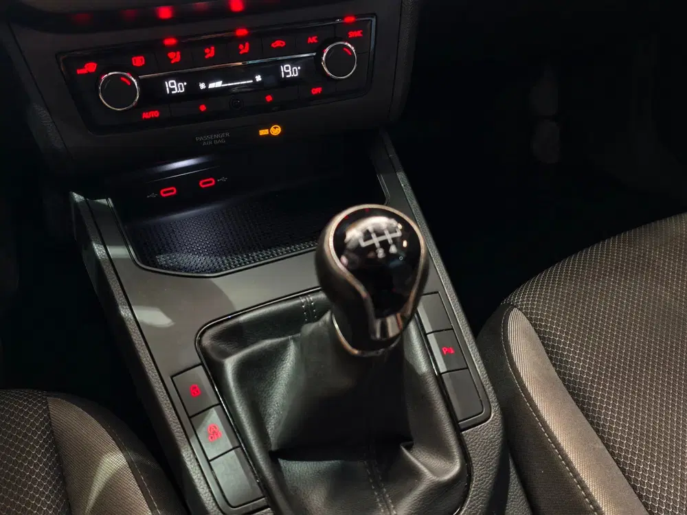 SEAT Ibiza 1.0 TSI Style Limited Edition uit 2020, foto 14