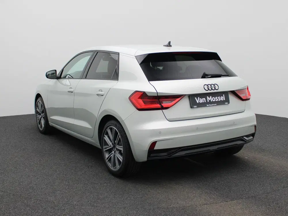 Audi A1 30 TFSI Advanced edition l Adaptive cruise uit 2025, foto 3