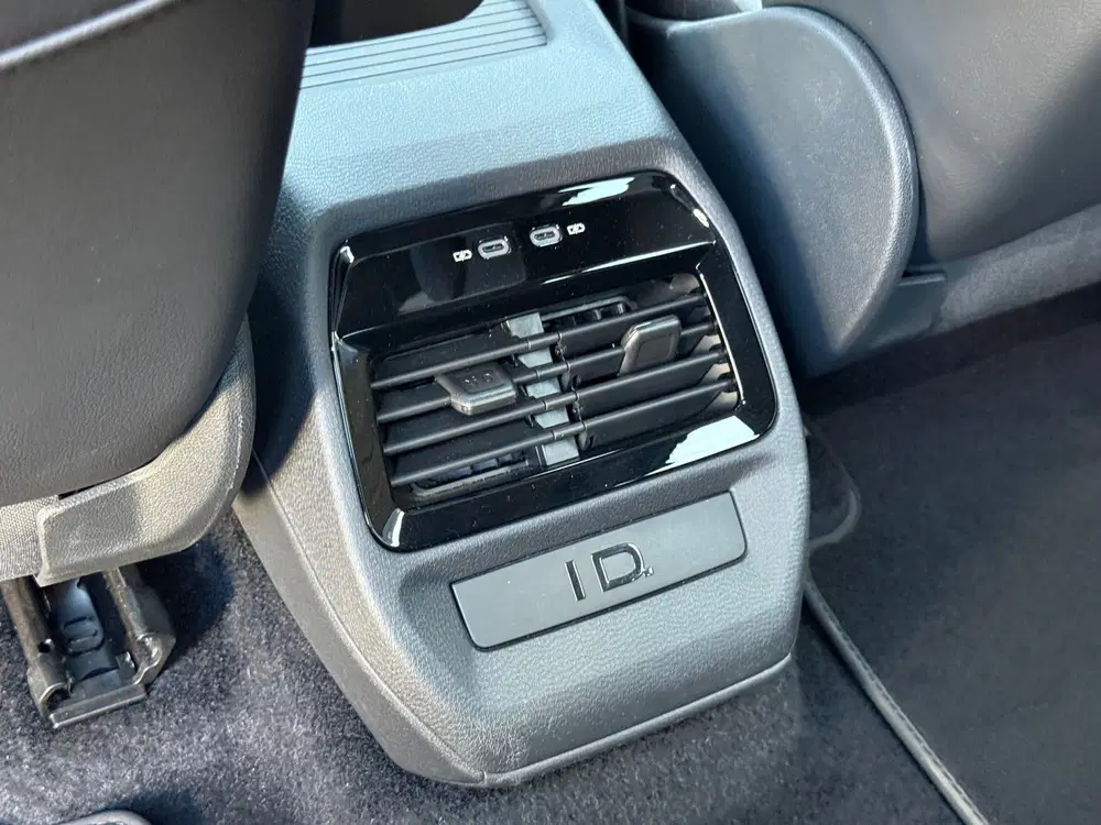 Volkswagen ID.5 Pro Business 77 kWh uit 2024, foto 15
