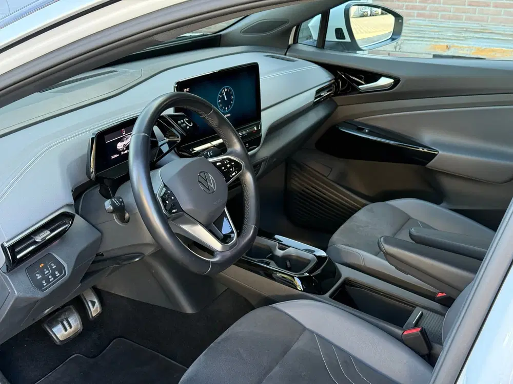 Volkswagen ID.5 Pro Business 77 kWh uit 2024, foto 2