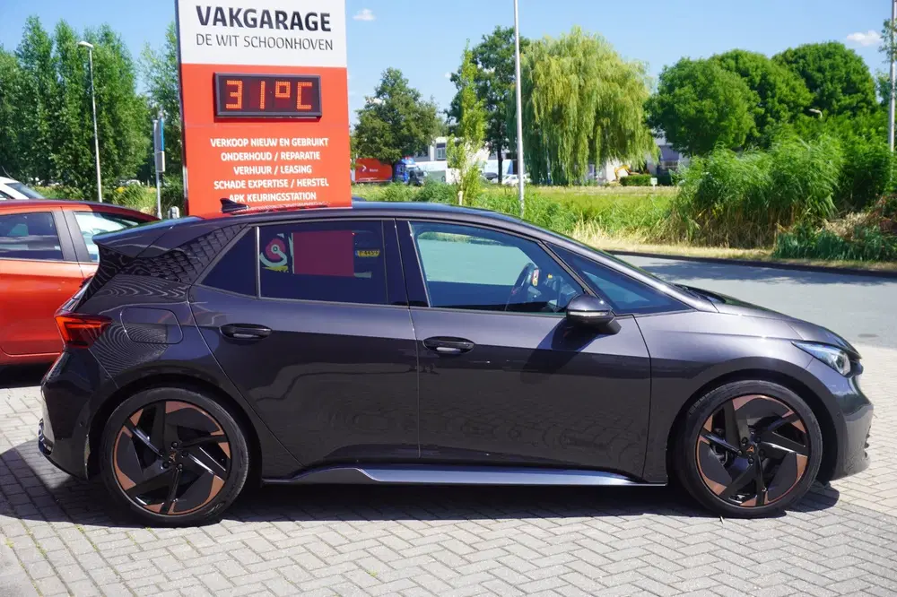 Cupra Born Copper Edition 62 kWh uit 2024, foto 3