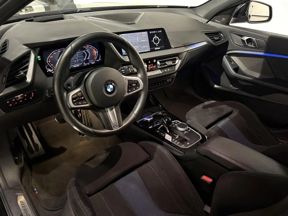 BMW 1-serie 118i M Sport uit 2024, foto 5