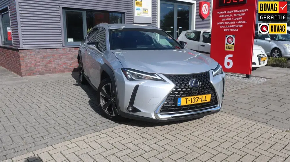 Lexus UX 250h Business Line uit 2019