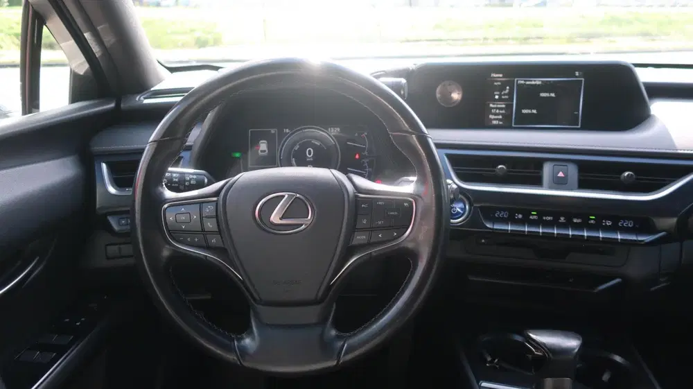 Lexus UX 250h Business Line uit 2019, foto 12
