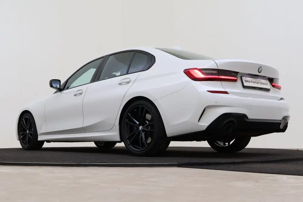 BMW 3-serie 320i Executive M Sport Automaat uit 2021, foto 11