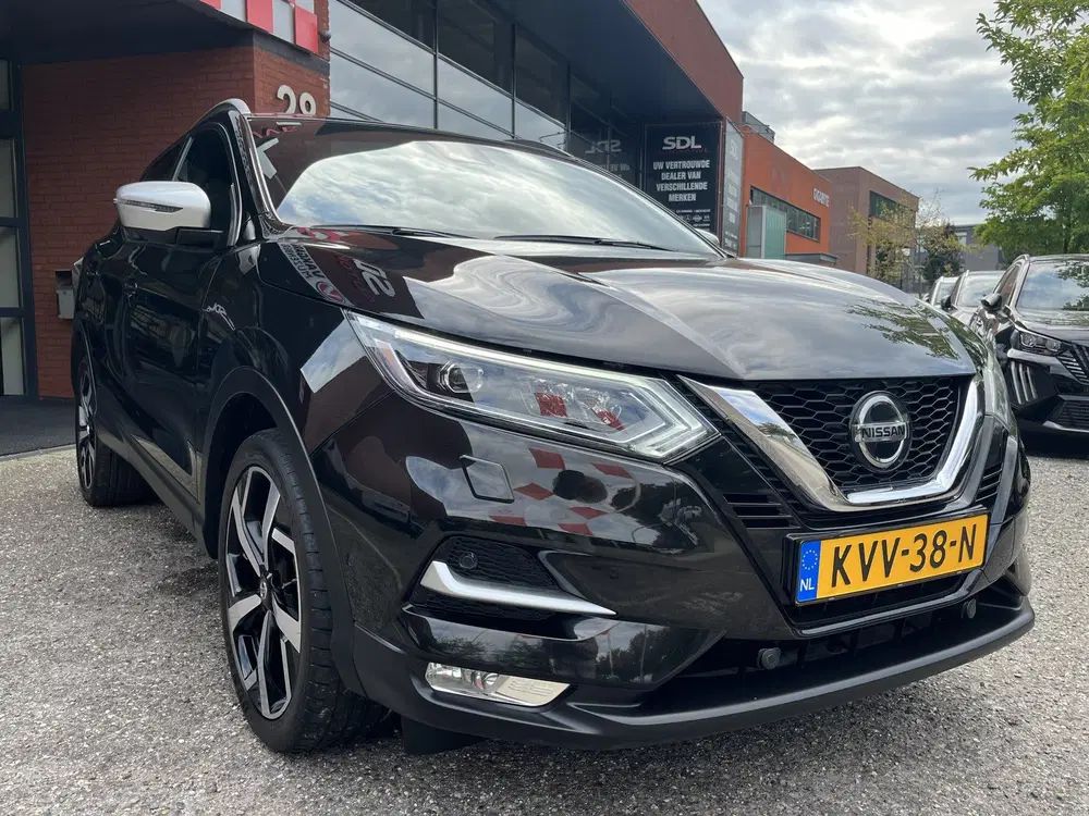 Nissan Qashqai 1.3 DIG-T Tekna + uit 2019, foto 3