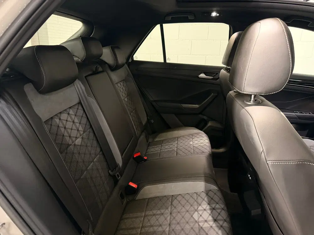 Volkswagen T-Roc 1.5 TSI R-Line Cam*Led*Keyless uit 2025, foto 13
