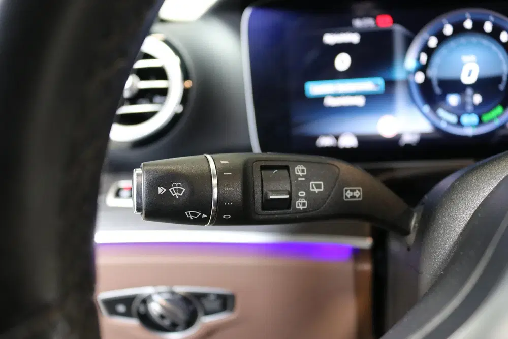 Mercedes-Benz E-Klasse 200 Business Solution Sport uit 2020, foto 13