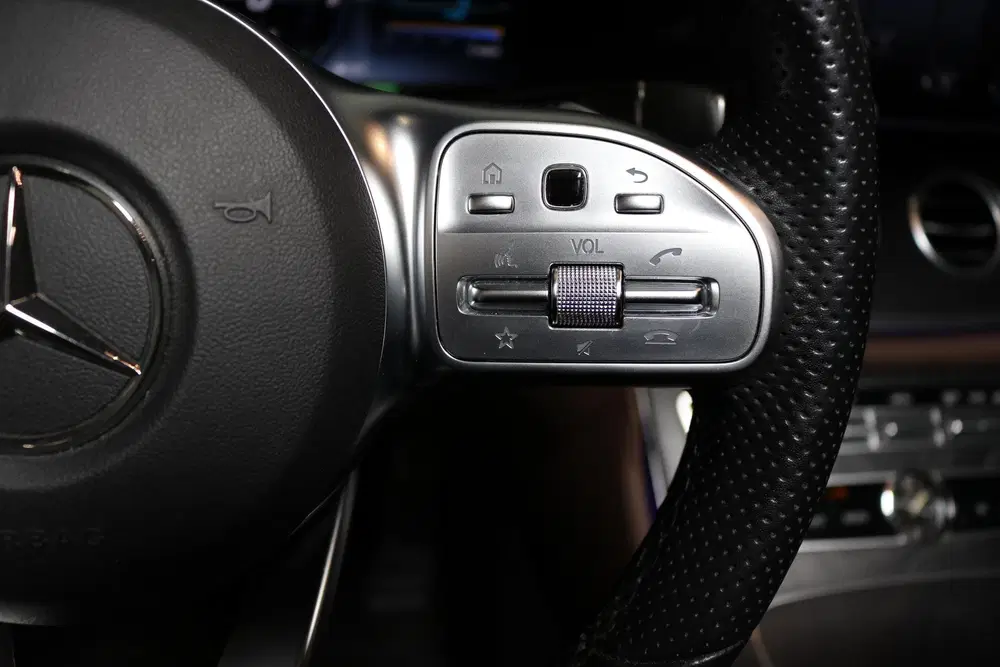 Mercedes-Benz E-Klasse 200 Business Solution Sport uit 2020, foto 15
