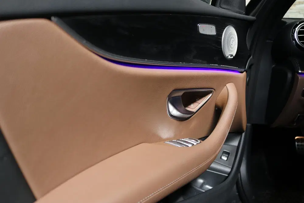 Mercedes-Benz E-Klasse 200 Business Solution Sport uit 2020, foto 8