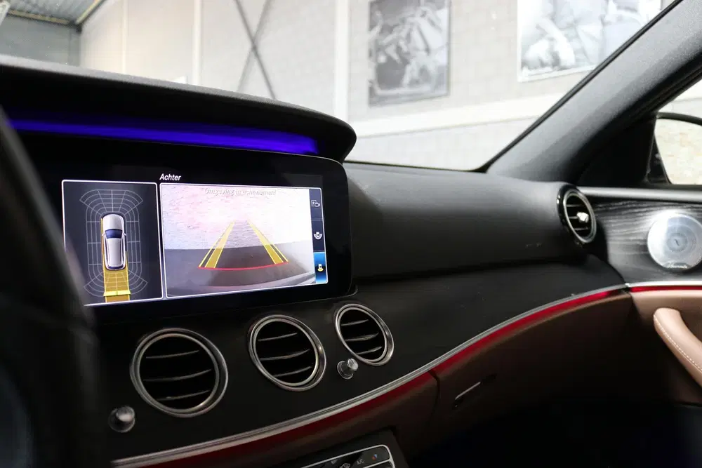 Mercedes-Benz E-Klasse 200 Business Solution Sport uit 2020, foto 9